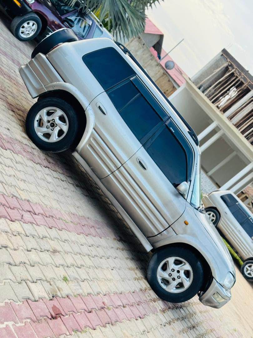 A picture of Nauza Toyota Rav4 Nzuri 6.8Ml Dar 0777967873