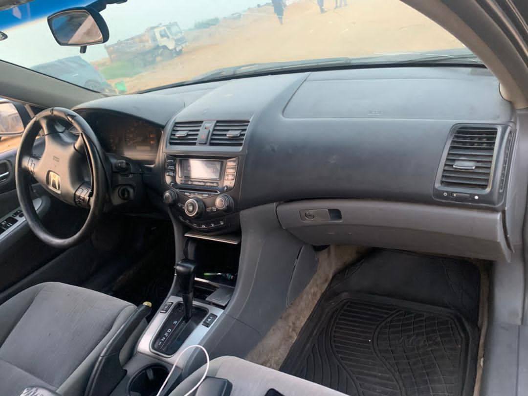 A picture of Awoof Honda eod v4 engine gear a need attention and