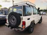 A picture of LAND CRUSER LX 2009