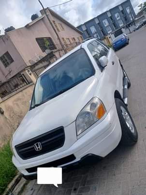 A picture of Well maintained Honda pilot
