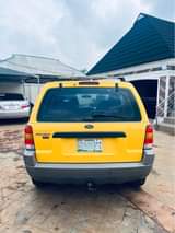 A picture of Ford escape 02 registered