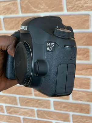 A picture of CANON 6D BODY MUPYAAAAAAAAAAA