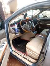 A picture of Very sharp LEXUS RX330 full option with reverse camera going