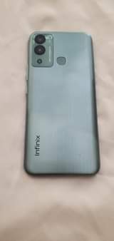 A picture of Infinix Hot12i 64gb