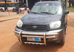 A picture of 2003 TOYOTA RAV 4 NZIZA