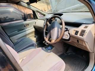 A picture of Toyota Nadia