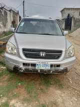 A picture of Honda Pilot 2004 Sound and steaming engine Smooth Automatic gear