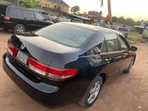 A picture of 2004 Honda 2004 97654
