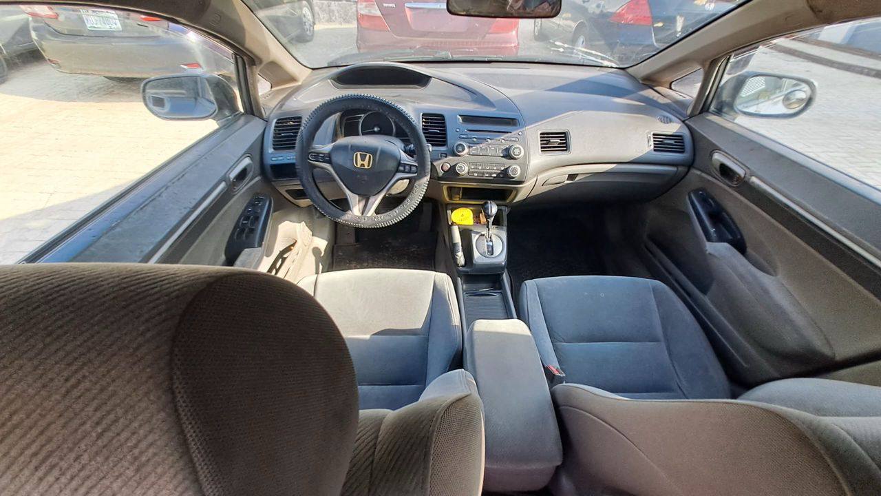 A picture of 2010 Honda ClVIC