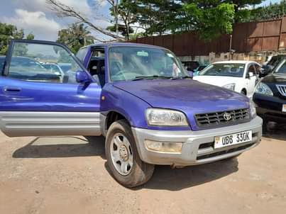 A picture of RAV4 MANUAL SINGLE DOOR 15M. 256706717170 