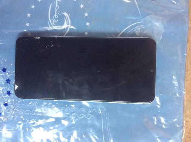 A picture of Samsung 64gb and 6 ram on sale