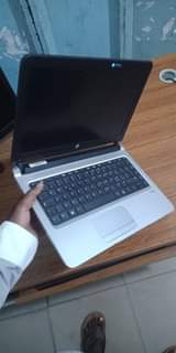 A picture of Nauza laptop HP slim