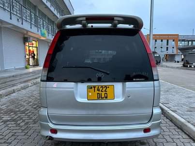 A picture of TOYOTA NOAH SR40 BEI MILIONI 14