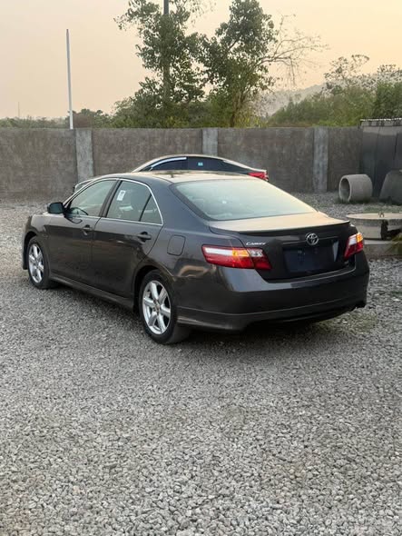 A picture of EXTREMELY CLEAN DIRECT BELGIUM 2009 TOYOTA CAMRY SE ACCIDENT FREE