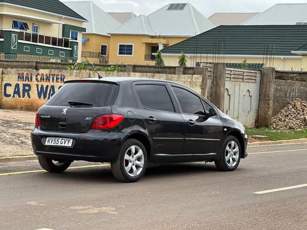 A picture of EXTREMELY CLEAN NIGERIAN USED PEUGEOT 307 AUTOMATIC TRANSMISSION 2006 MODEL