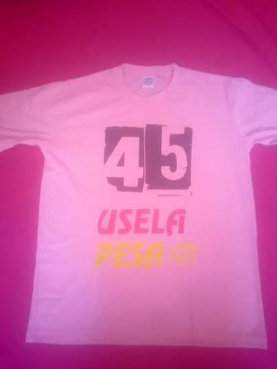 A picture of Ti shirt