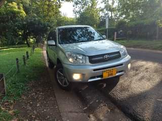 A picture of Toyota Rav4 2005