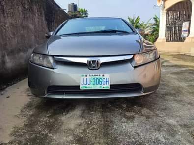 A picture of Honda civic 2008 model Engine is good Gear is good