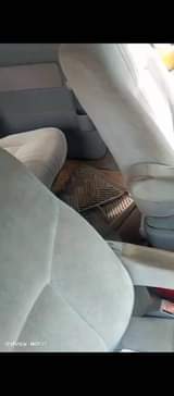 A picture of Toyota sienna Engine perfect Gear bad Interior perfect 850k Settlement