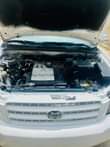 A picture of Very Sharp TOYOTA HIGHLANDER 2004