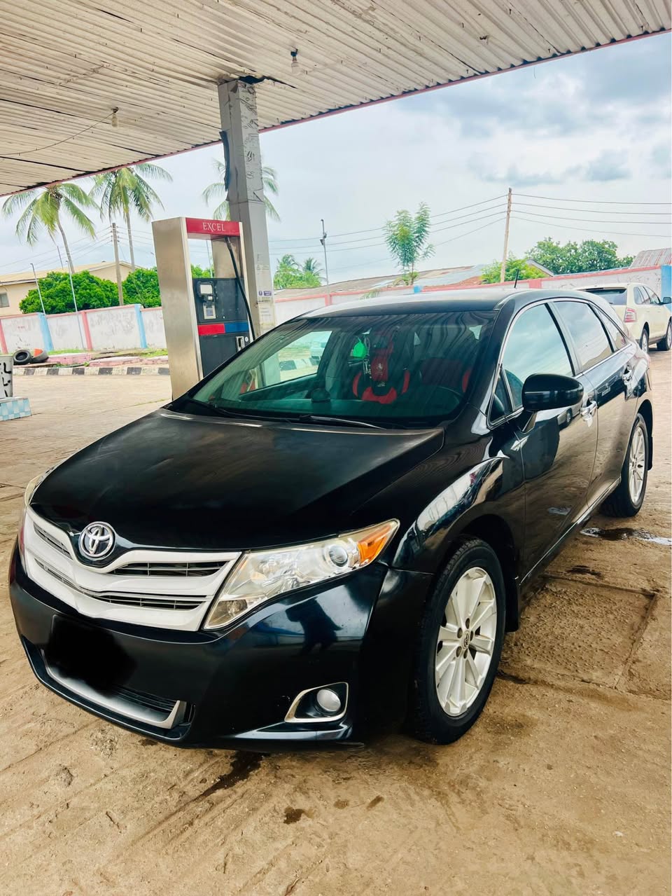 A picture of Toyota Venza 2012
