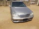 A picture of Mercedes Benz 05