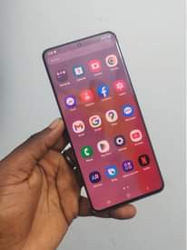 A picture of S20 ultra 12Gb 128Gb 5G bei 420k