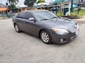 A picture of Neatly used Toyota Camry 2010 model Tumb Start with sound