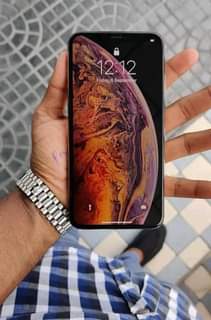 A picture of Iphone xsmax