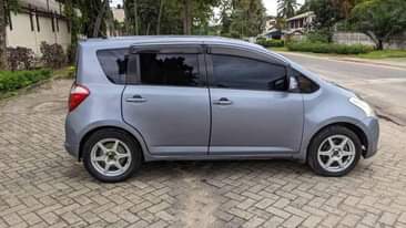 A picture of Toyota Ractis