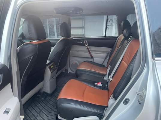 A picture of Toyota Highlander 2013 Full Option