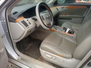 A picture of Toyota Avalon 2008