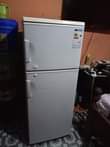 A picture of Nauza fridge yangu candy nzur mno offer lak 280k inagandisha
