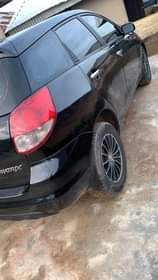 A picture of 04 Toyota Matrix