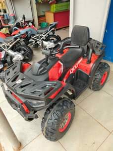 A picture of UK used kid s Quad Bike Ugx.800 000 