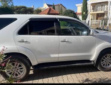 used toyota fortuner