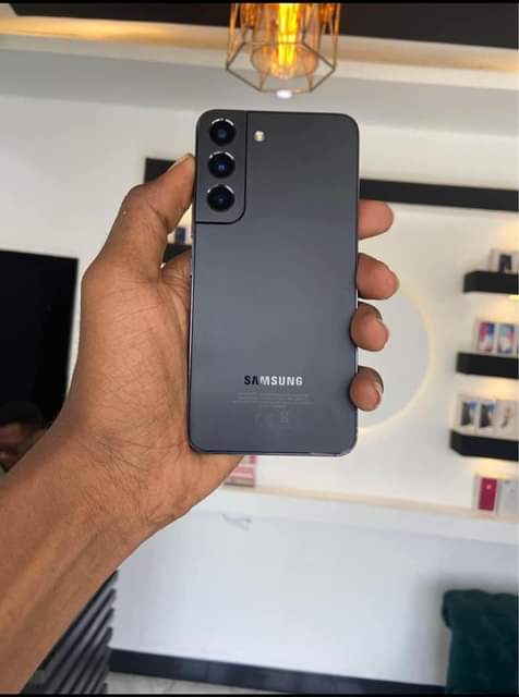 samsung s22