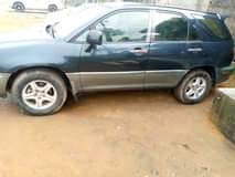 A picture of Dealer s market Rx 300 partly first body engine is