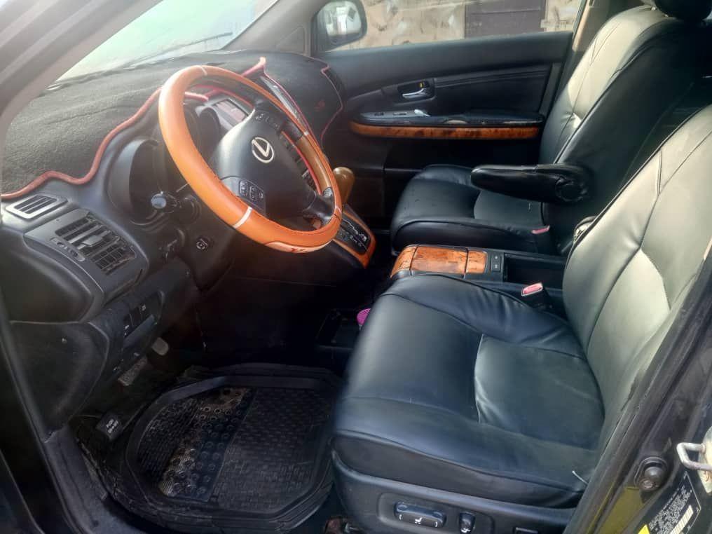 A picture of Lexus Rx350 2009 model