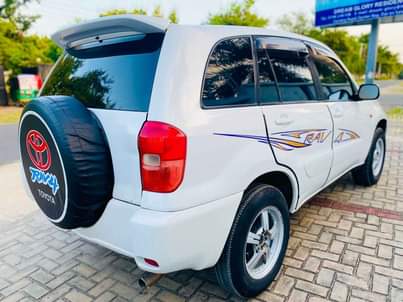 A picture of TOYOTA RAV 4 TSH 11 500 000 CALL 0712973480
