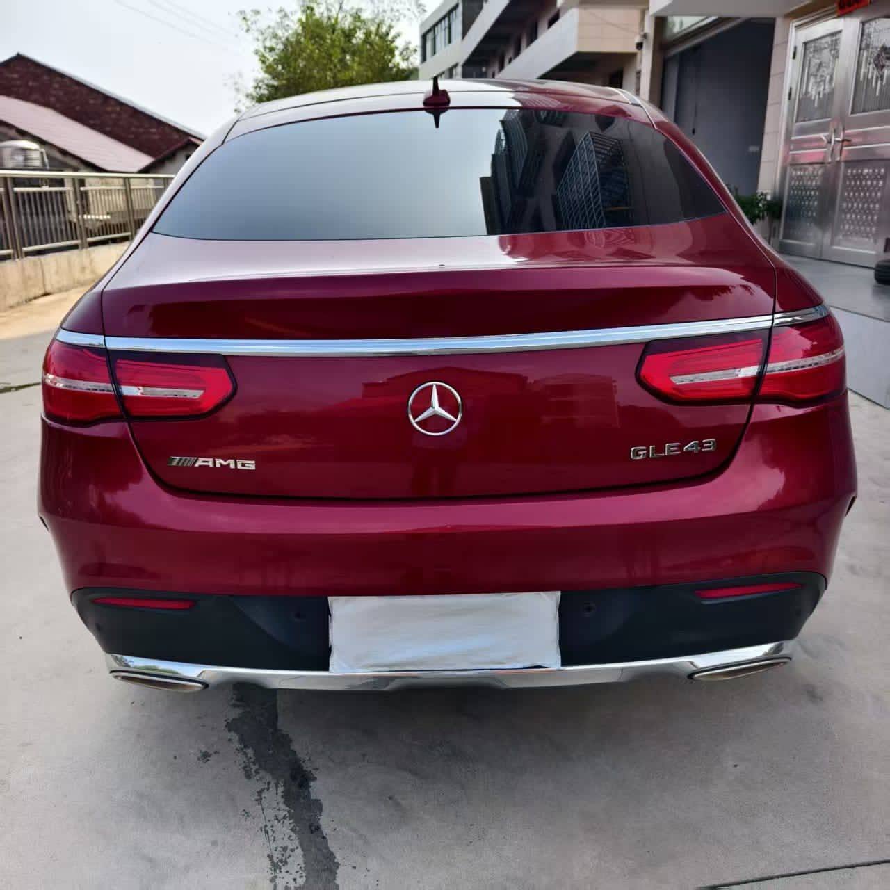 A picture of 2018 GLE43 AMG to Nigeria