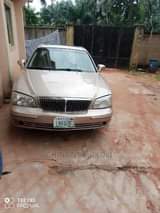 A picture of Hyundai XG350 2005