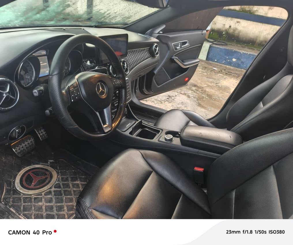 A picture of Mecedez benz 2015