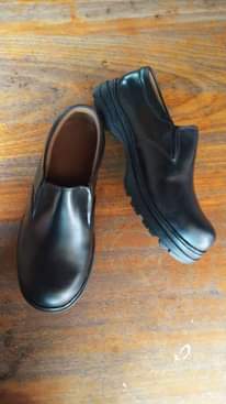 A picture of Back to school leather shoes