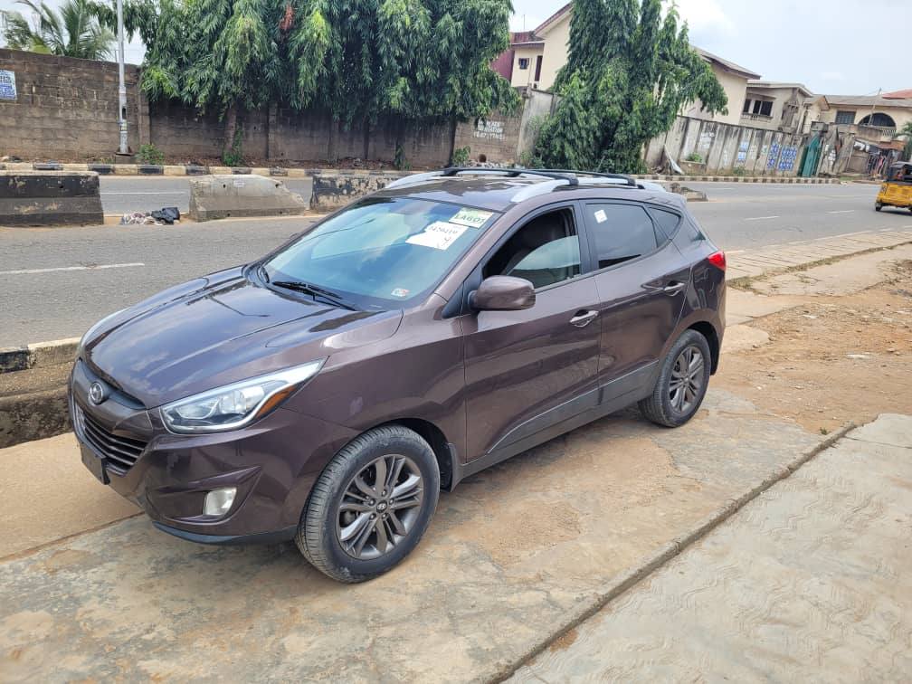 A picture of FOREIGN USED HYUNDAI TUCSON 2014