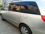 A picture of Toyota sienna 2009 Partly first body Clean in and out