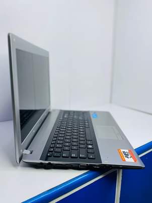 A picture of Samsung rv411
