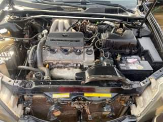 A picture of 2005 Toyota Camry V6 in very good condition sound engine