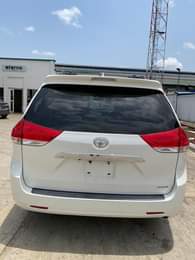 A picture of 2011 Toyota Sienna 14 8m Tokunbo keyless Full option with