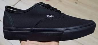 A picture of Double sole rubbers shoes